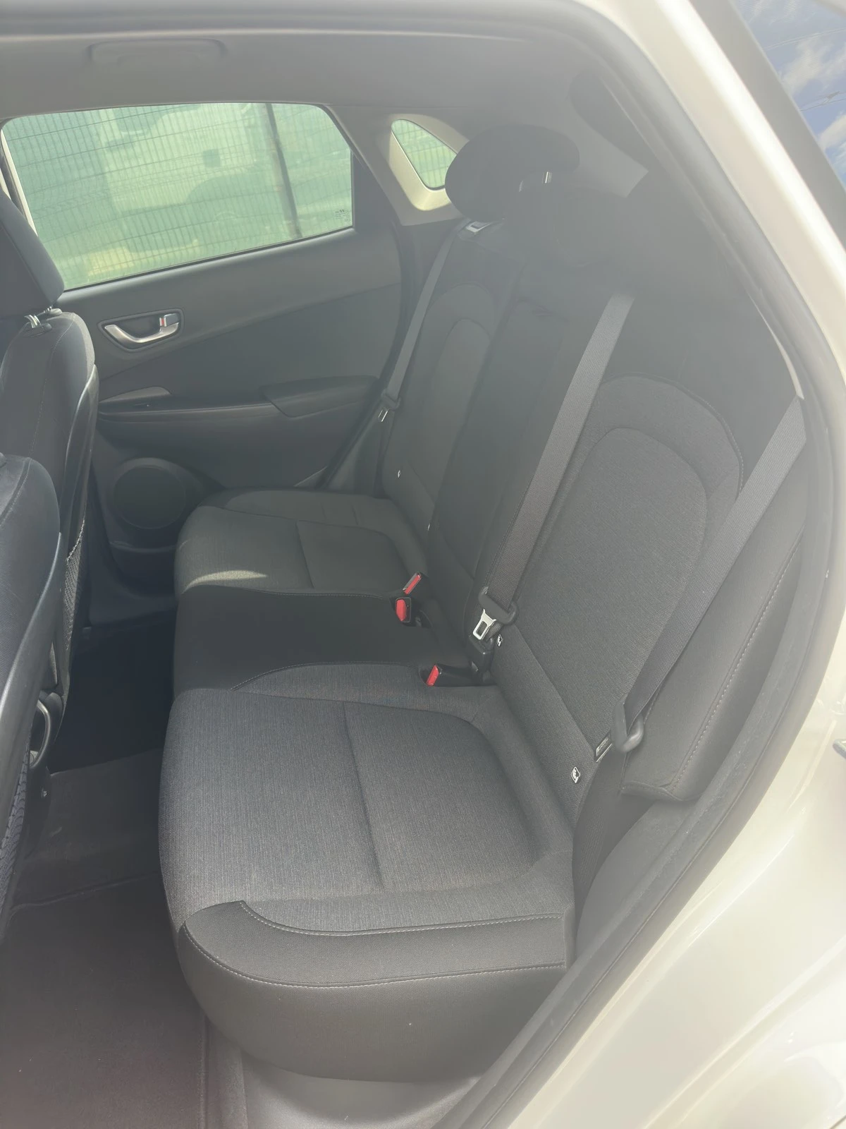 Hyundai Kona 64KWh/PRIME/ГАРАНЦИЯ/SOH100%/BLUELINK, снимка 11 - Автомобили и джипове - 56199652
