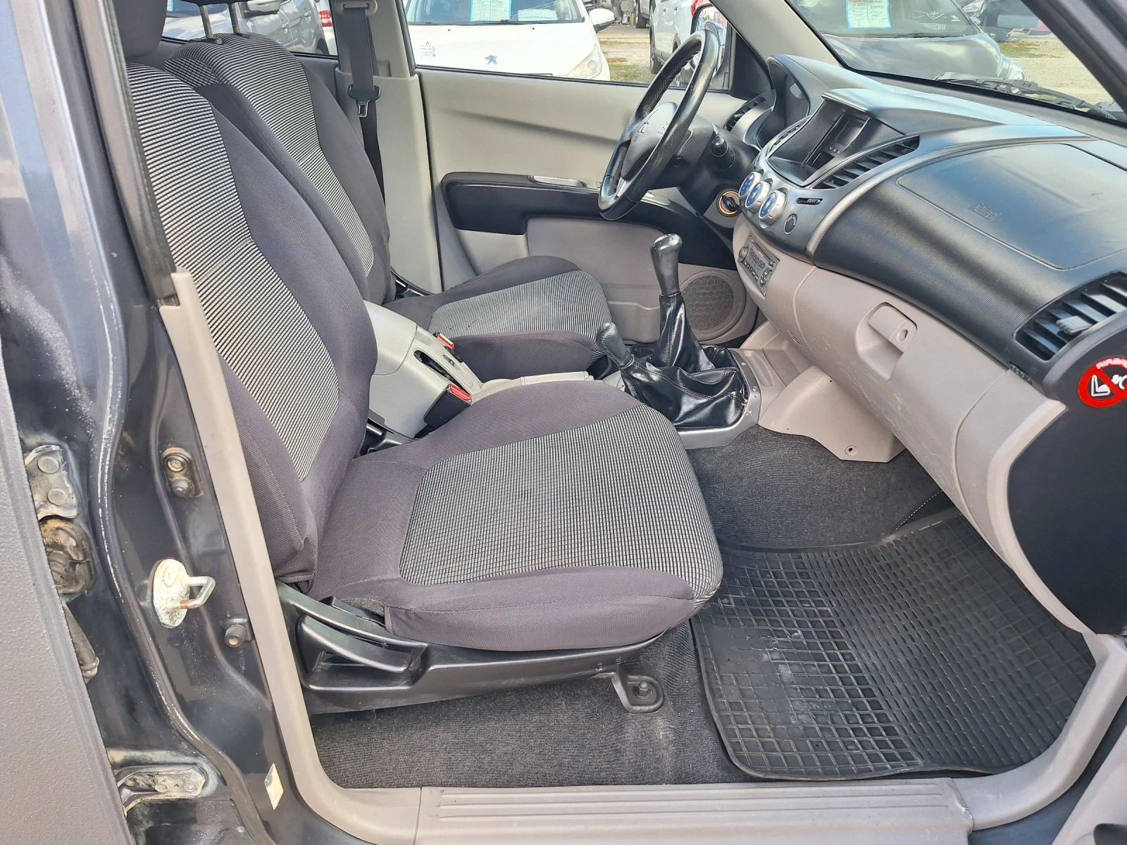 Mitsubishi L200 2.5 d-136k.c. | Mobile.bg � ����������� 11