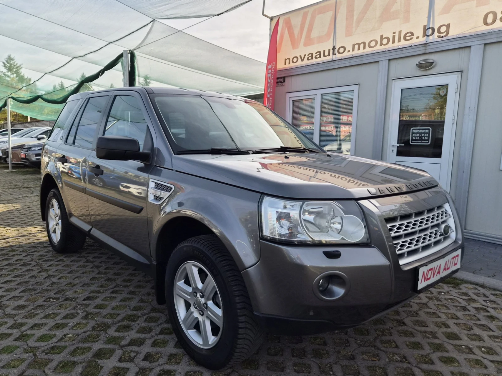 Land Rover Freelander 2.2D-AUTOMATIC, снимка 5 - Автомобили и джипове - 56584064