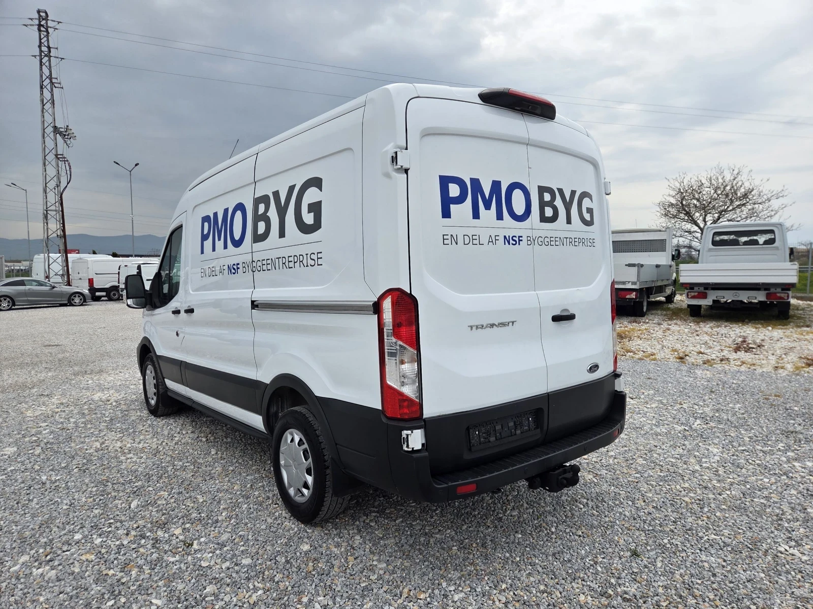 Ford Transit 2.0 TDCi, Клима, Нави, Две странични врати, снимка 3 - Бусове и автобуси - 54230931