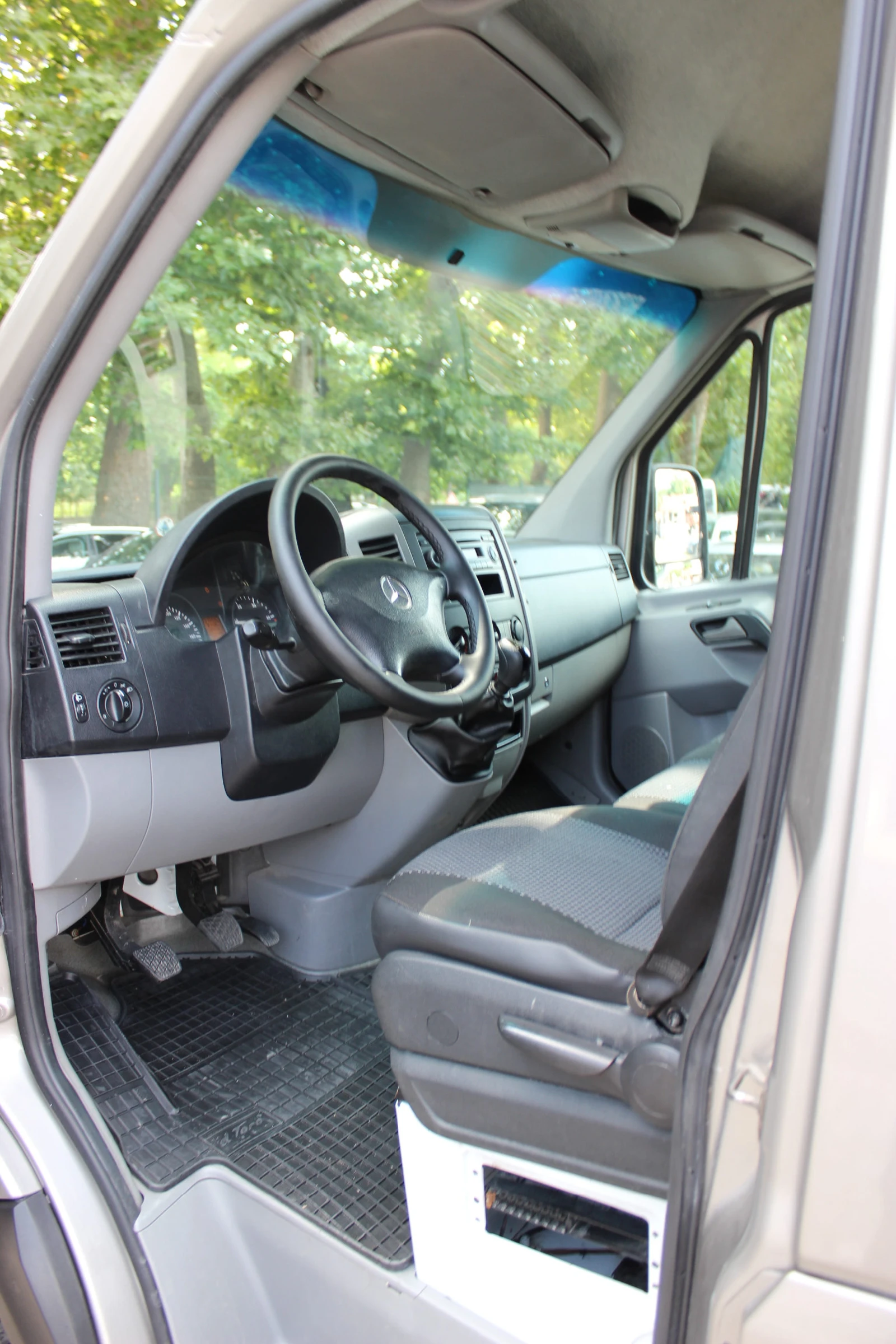 Mercedes-Benz Sprinter 906  2.2 CDI  СРЕДНА БАЗА - ВИСОК, снимка 10 - Бусове и автобуси - 55653766