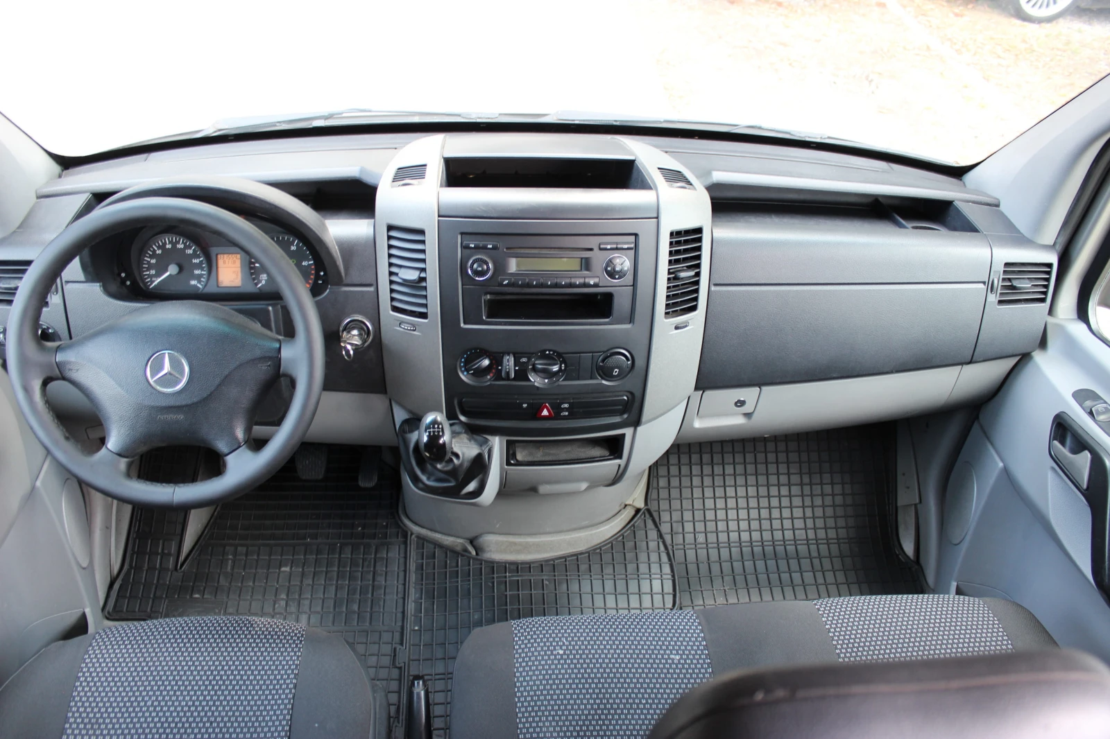 Mercedes-Benz Sprinter 906  2.2 CDI  СРЕДНА БАЗА - ВИСОК, снимка 13 - Бусове и автобуси - 55653766