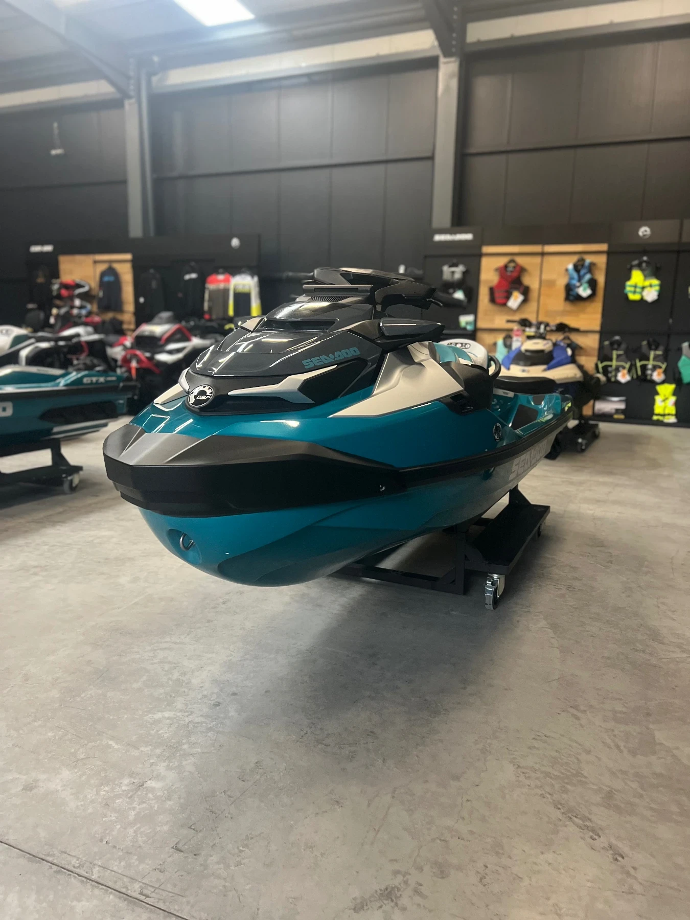 Джет Bombardier Sea Doo GTX 325 TECH package 2025 Blue - изображение 2
