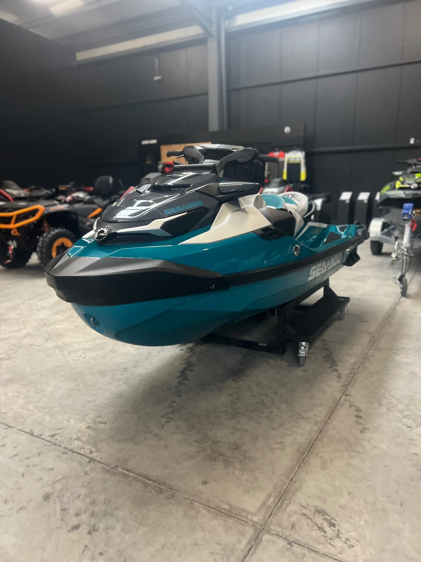 Джет Bombardier Sea Doo GTX 325 TECH package 2025 Blue | Mobile.bg — изображение 1