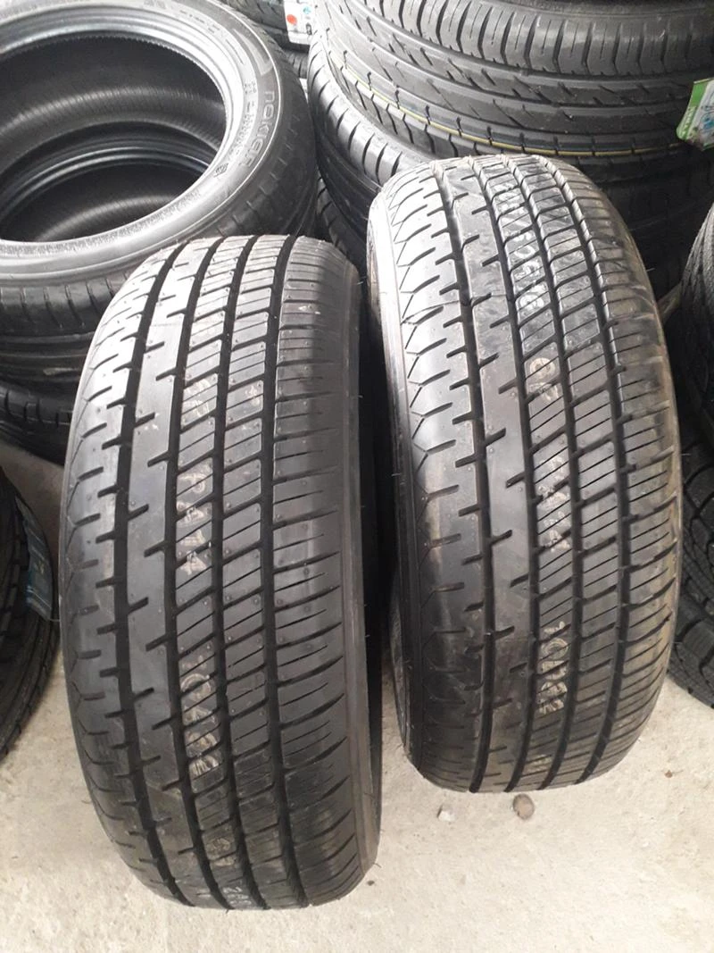 Гуми Летни 205/60R16, снимка 1 - Гуми и джанти - 45864099