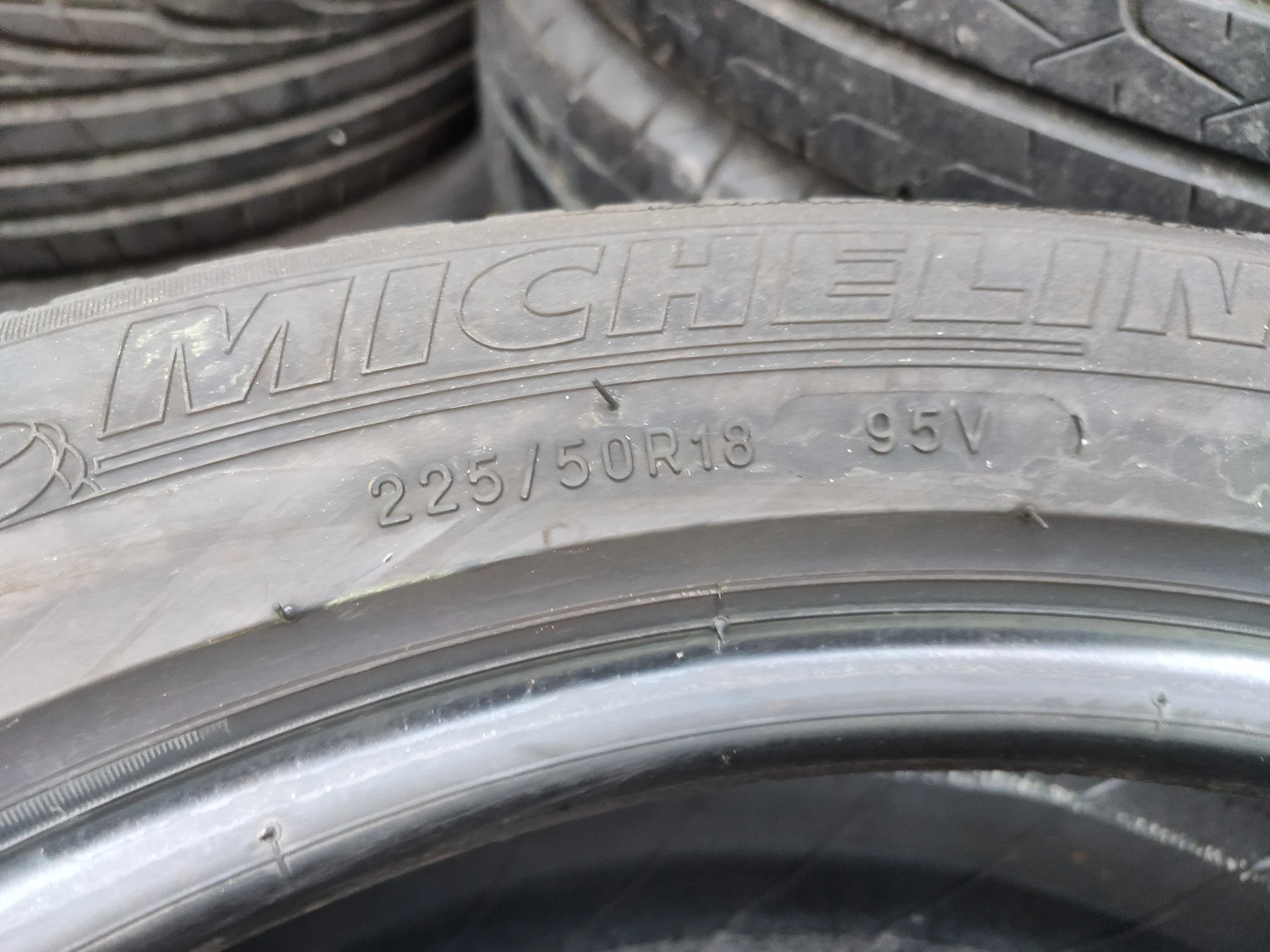 Гуми Летни 225/50R18, снимка 7 - Гуми и джанти - 55477534