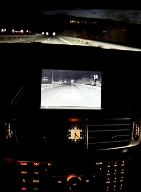 Mercedes-Benz CLS 63 AMG Поръчков цвят* 2TV* Всички екстри, снимка 8