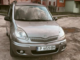     Toyota Yaris verso