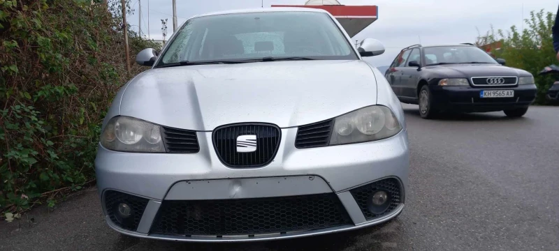 Seat Ibiza, снимка 2 - Автомобили и джипове - 47535040