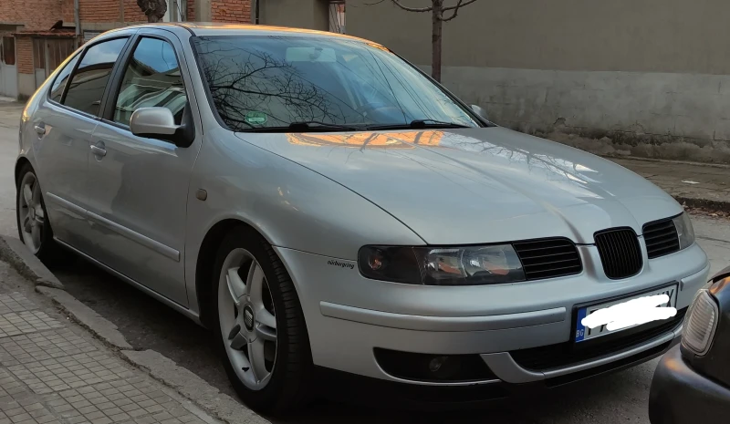 Seat Leon 1.8T, 220hp, снимка 2 - Автомобили и джипове - 48664301