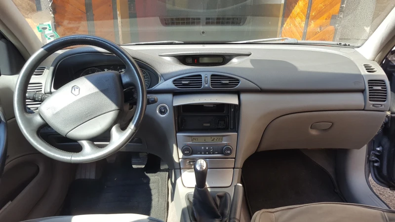 Renault Laguna, снимка 9 - Автомобили и джипове - 48975976