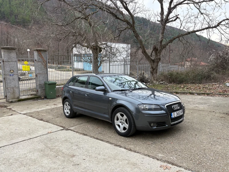 Audi A3 Sportback , снимка 3 - Автомобили и джипове - 53044949