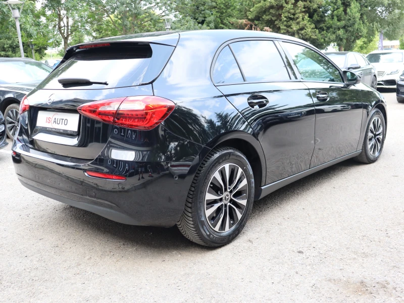 Mercedes-Benz A 180 VirtualПодгрев/Lane Assist/Sport, снимка 6 - Автомобили и джипове - 51001437