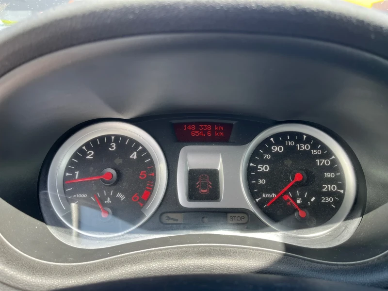 Renault Clio, снимка 6 - Автомобили и джипове - 52712556