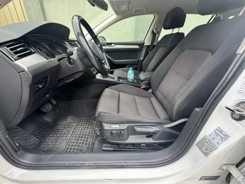 VW Passat, снимка 7 - Автомобили и джипове - 52800916
