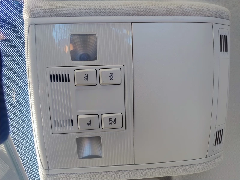 VW Golf, снимка 9 - Автомобили и джипове - 52956475