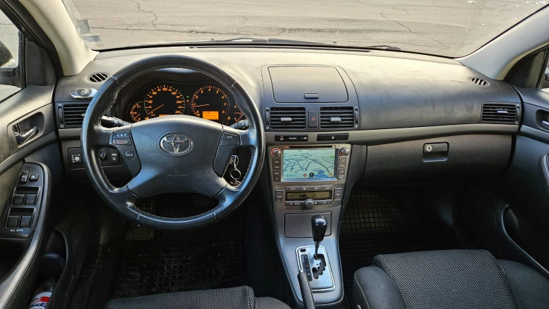 Toyota Avensis T25 1.8 Газ, климатик, снимка 5 - Автомобили и джипове - 53075032