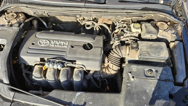 Toyota Avensis T25 1.8 Газ, климатик, снимка 8 - Автомобили и джипове - 53075032