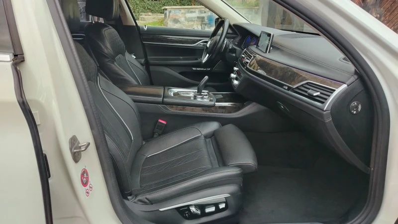 BMW 730 Xd * * ТОП ЦЕНА* * , снимка 17 - Автомобили и джипове - 53387946