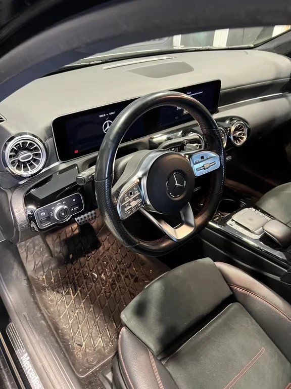 Mercedes-Benz A 200 2.0d AMG 150ps Aut. DK - изображение 7