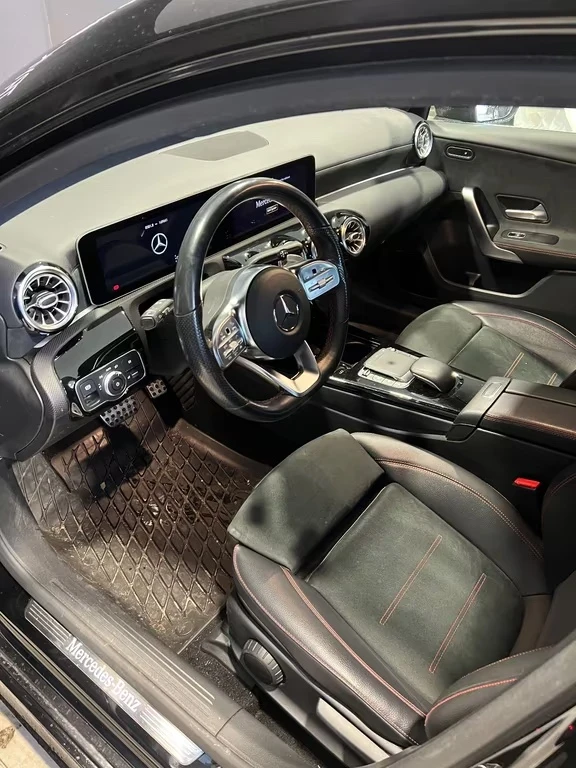 Mercedes-Benz A 200 2.0d AMG 150ps Aut. DK - изображение 5