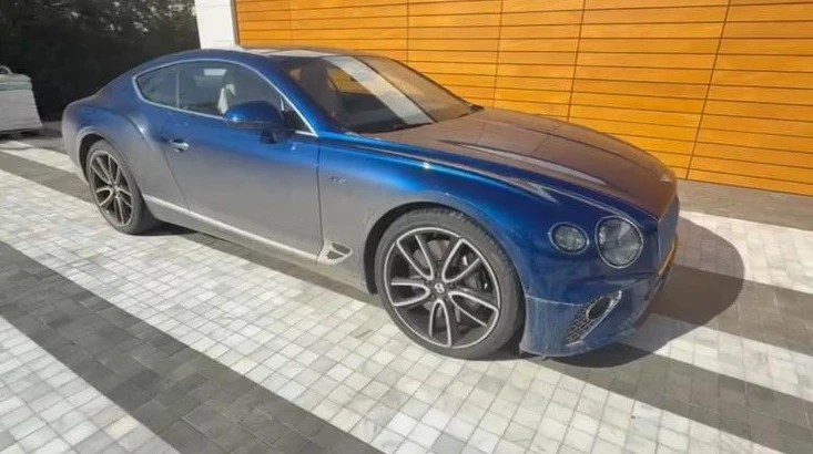 Bentley Continental gt V8, снимка 2 - Автомобили и джипове - 53799662