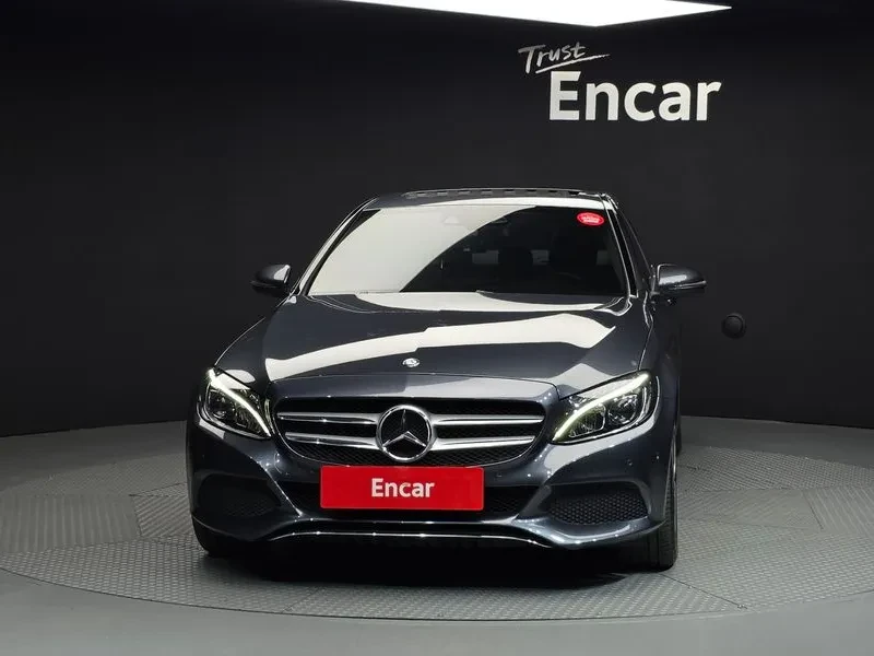 Mercedes-Benz C 220 4MATIC, снимка 3 - Автомобили и джипове - 54282242