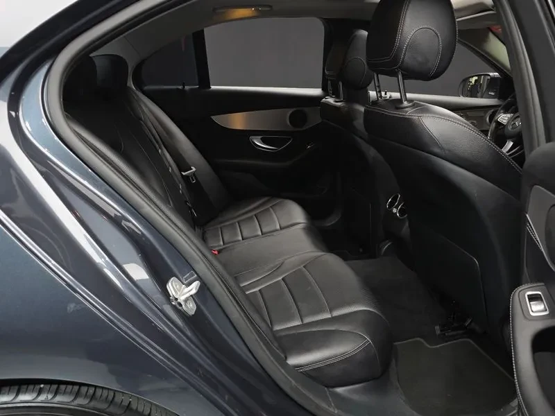 Mercedes-Benz C 220 4MATIC, снимка 12 - Автомобили и джипове - 54282242