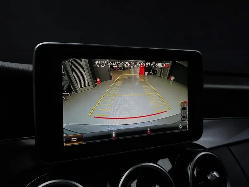 Mercedes-Benz C 220 4MATIC, снимка 15 - Автомобили и джипове - 54282242