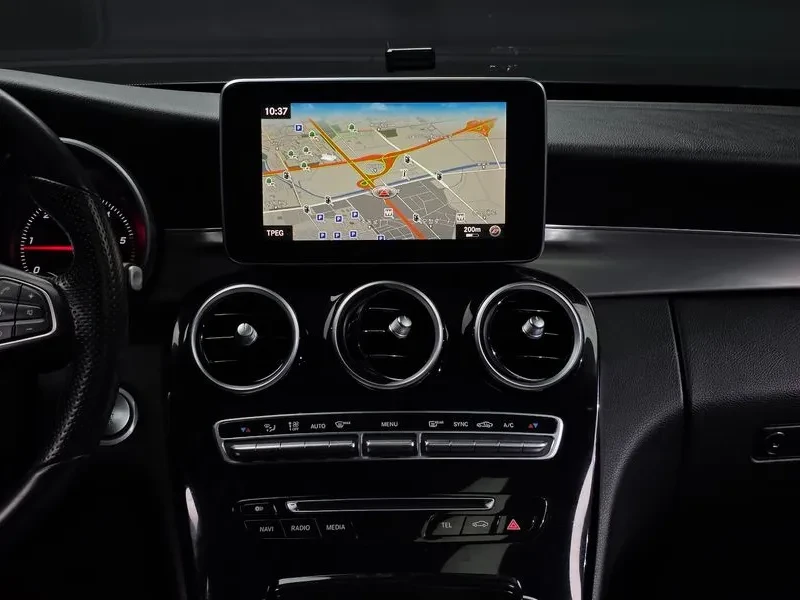 Mercedes-Benz C 220 4MATIC, снимка 14 - Автомобили и джипове - 54282242