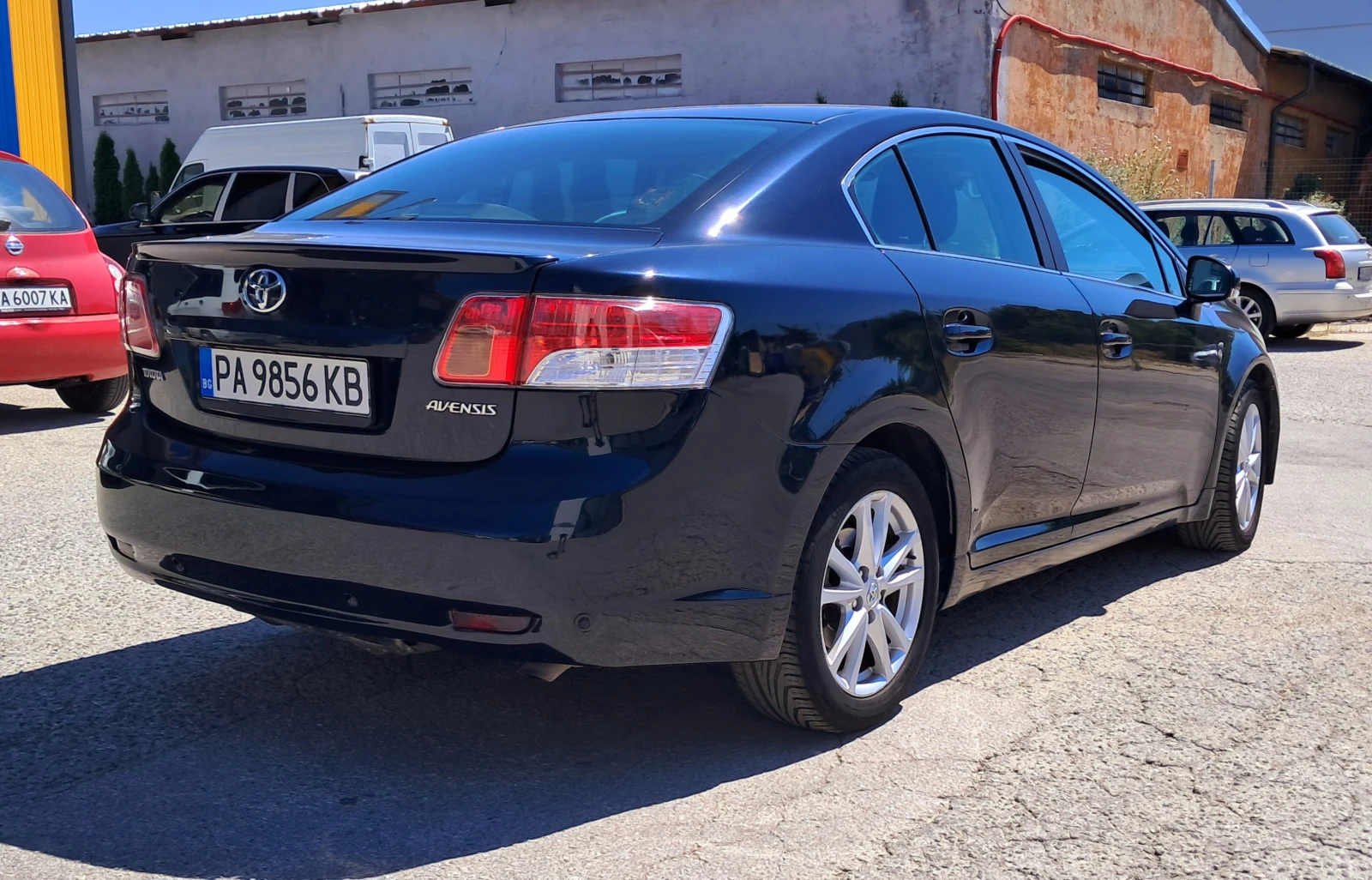 Toyota Avensis  - изображение 7