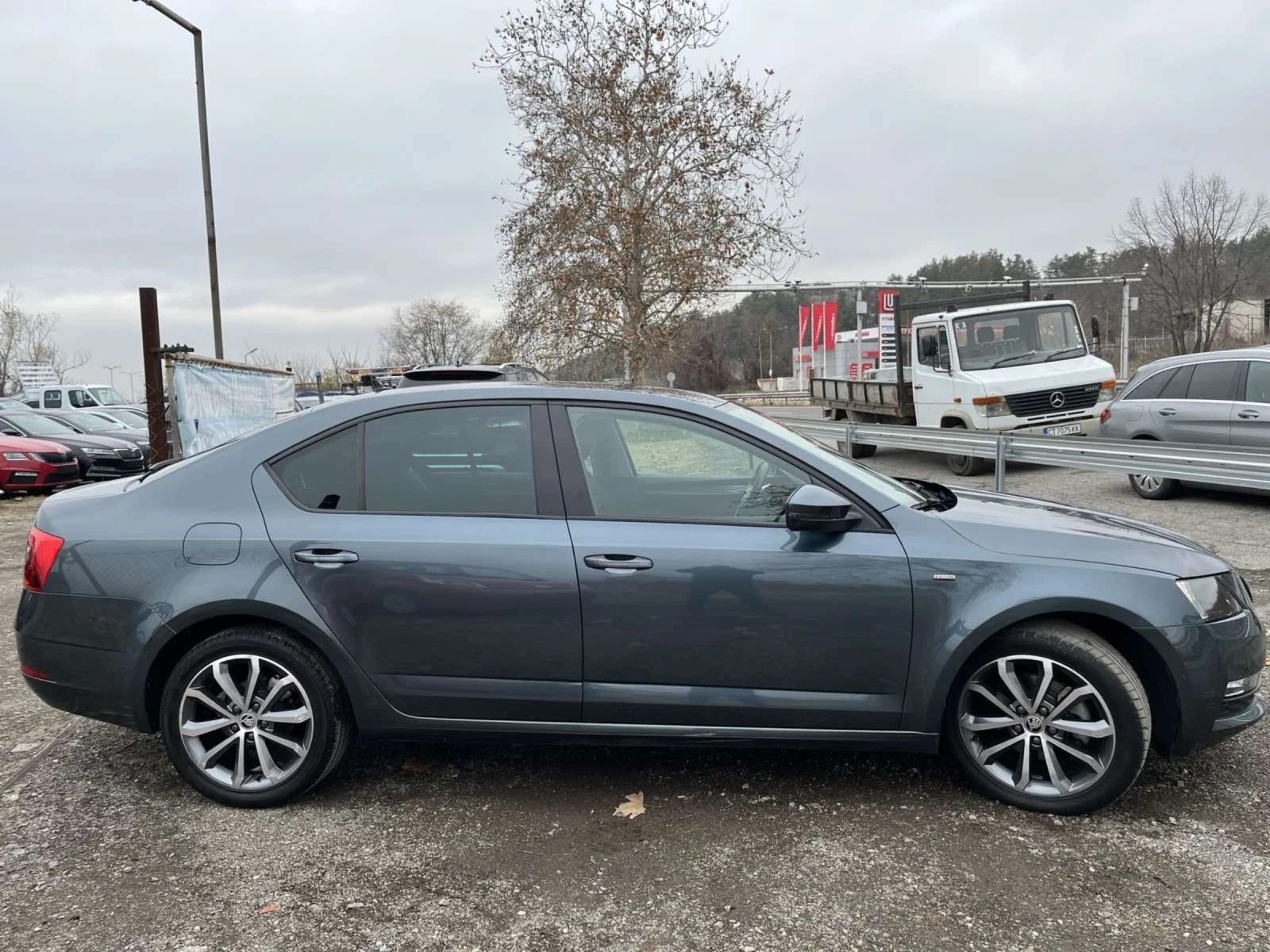 Skoda Octavia 6sk/Navi/Kamera/EDITION/ - изображение 3