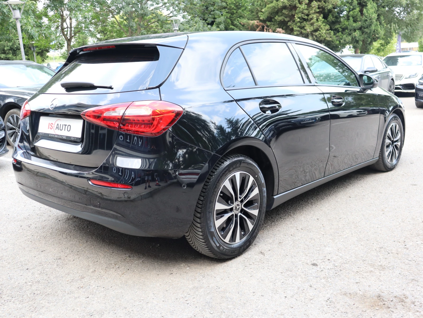 Mercedes-Benz A 180 VirtualПодгрев/Lane Assist/Sport - изображение 6