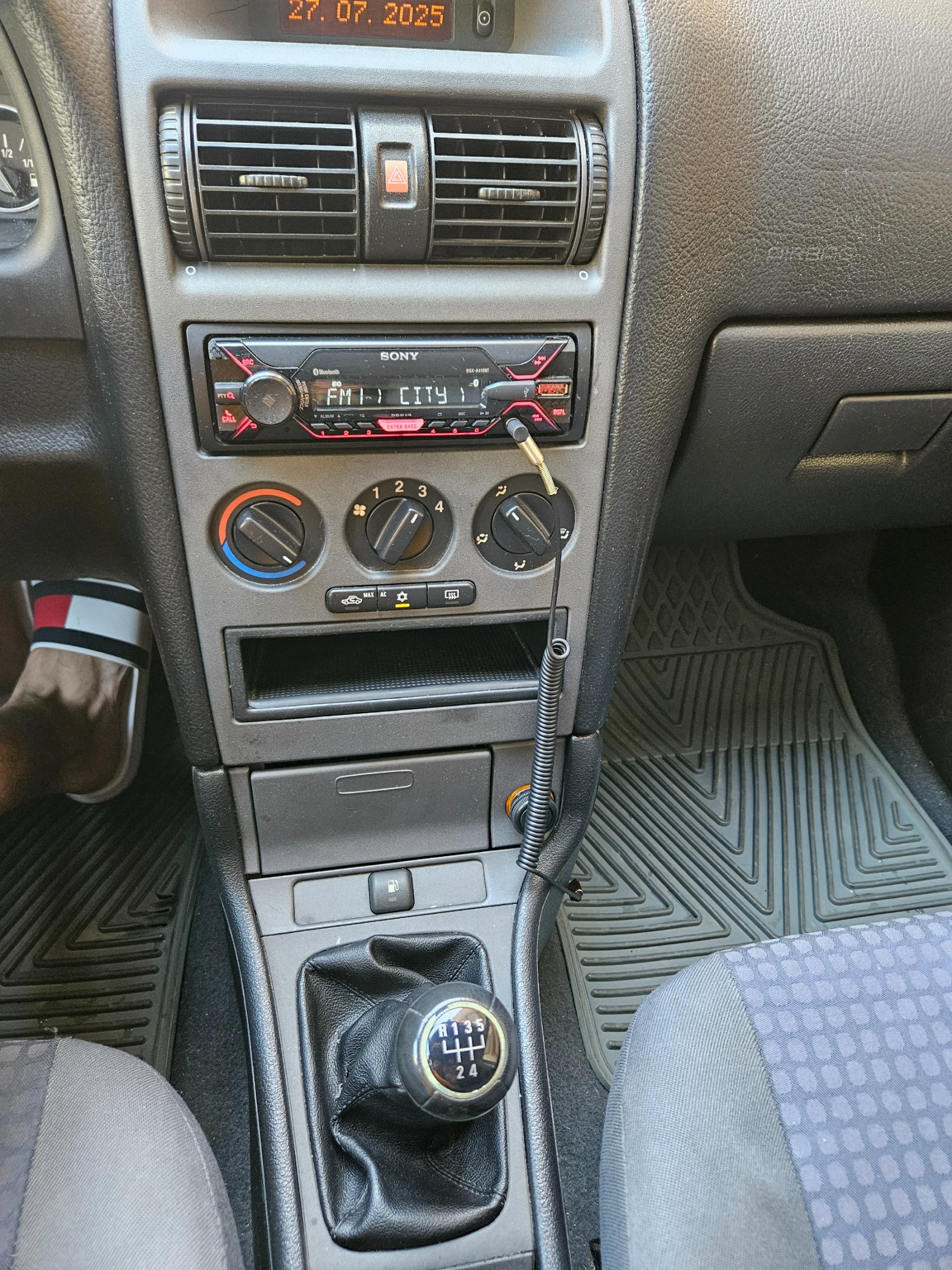 Opel Astra 1.6 CNG - изображение 9