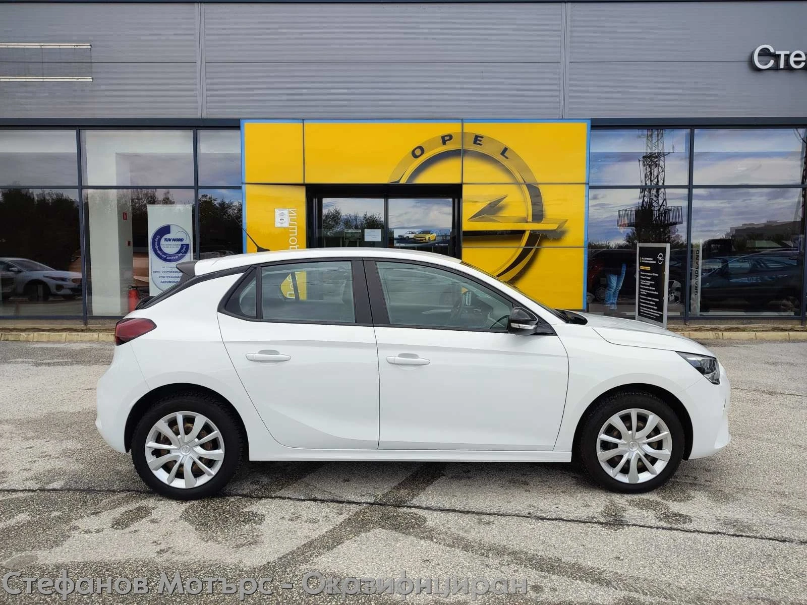 Opel Corsa Edition Limousine 1.2 (75hp) MT5, снимка 5 - Автомобили и джипове - 52010859