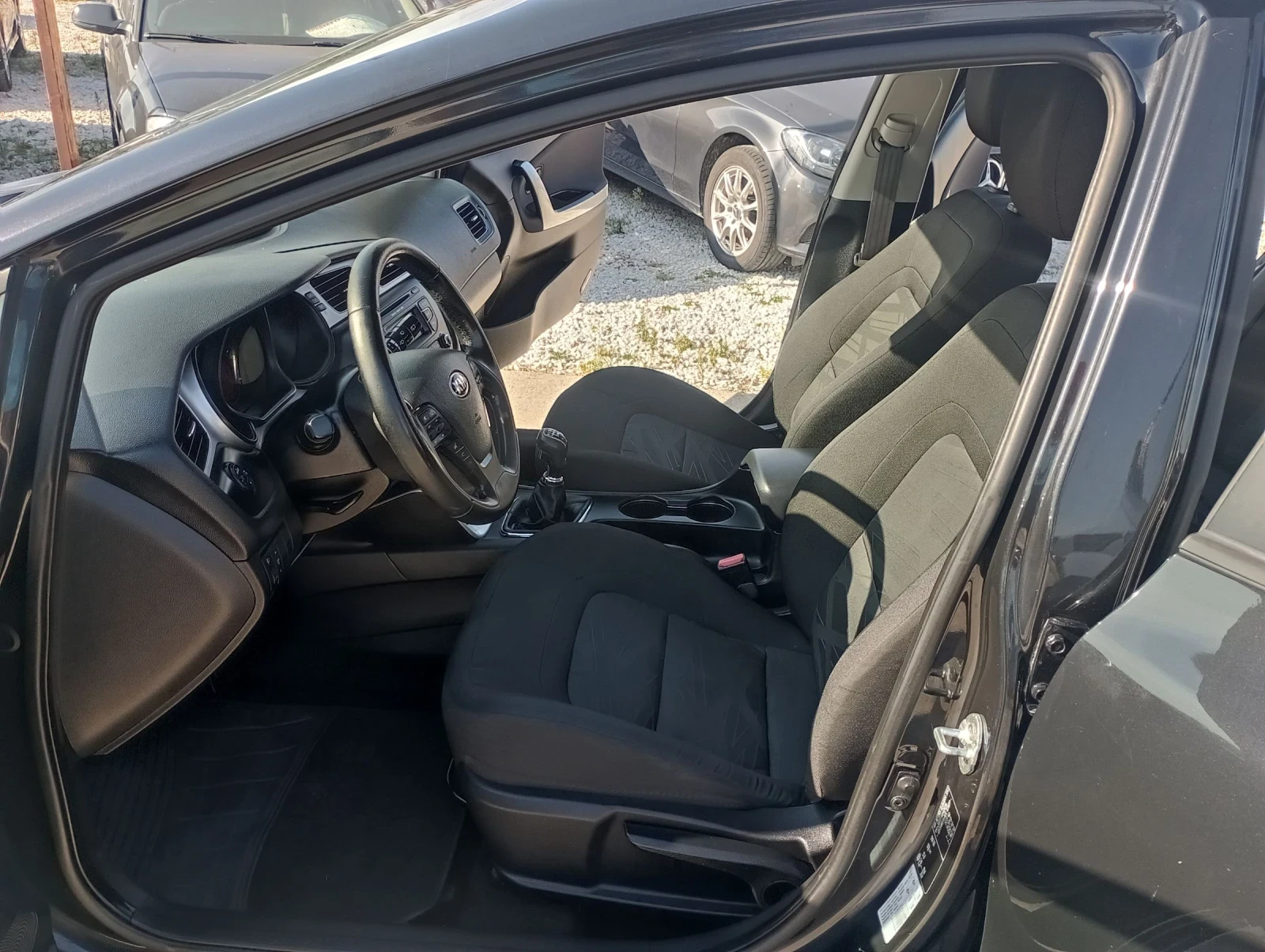 Kia Ceed 1.6CRDI, Италия  - изображение 10