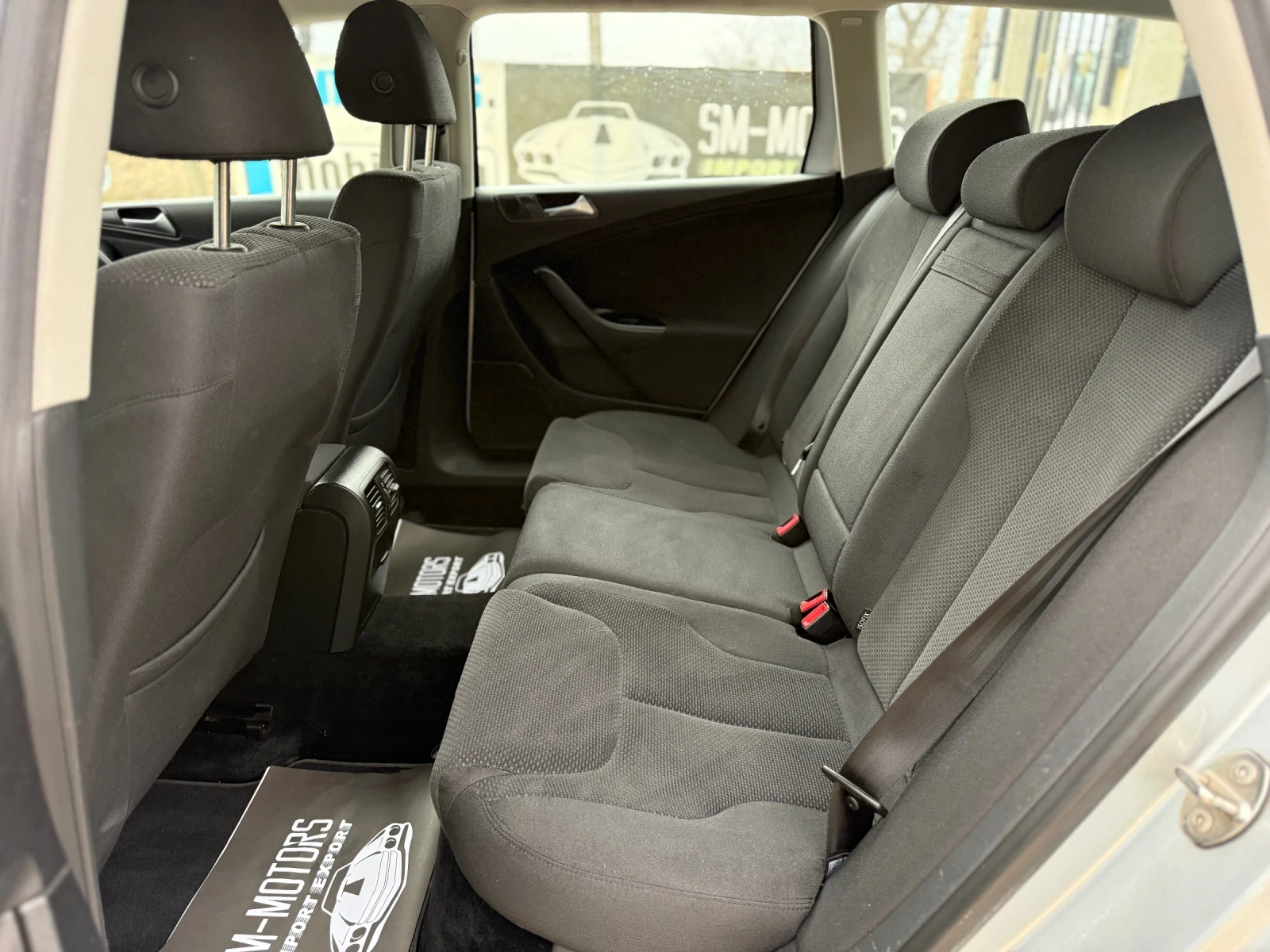 VW Passat 1.9TDI Германия, снимка 10 - Автомобили и джипове - 53906316