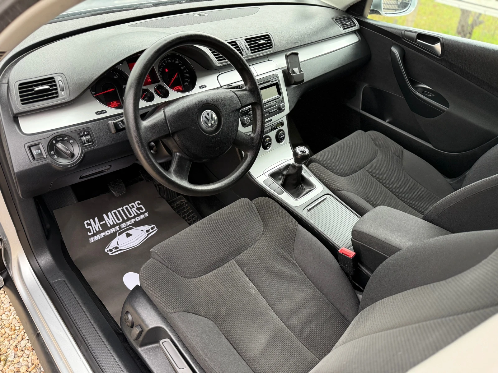 VW Passat 1.9TDI Германия, снимка 5 - Автомобили и джипове - 53906316