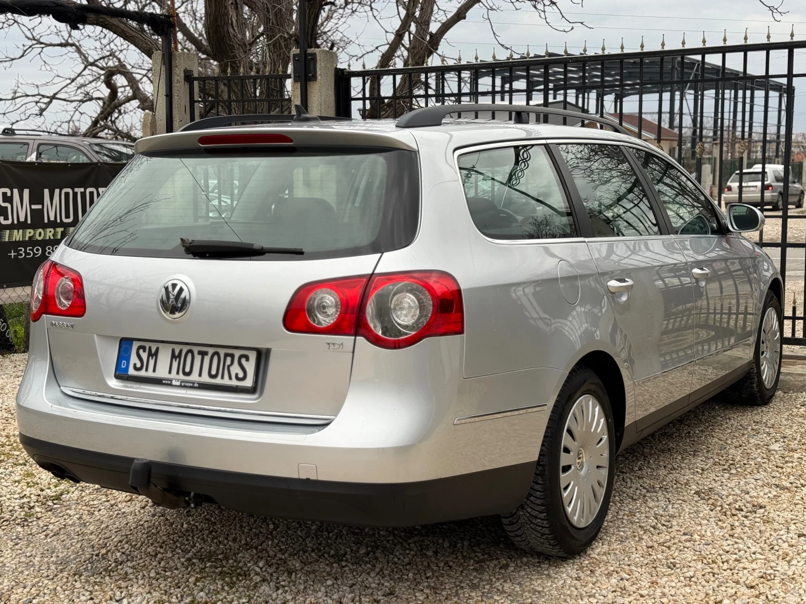 VW Passat 1.9TDI Германия, снимка 12 - Автомобили и джипове - 53906316