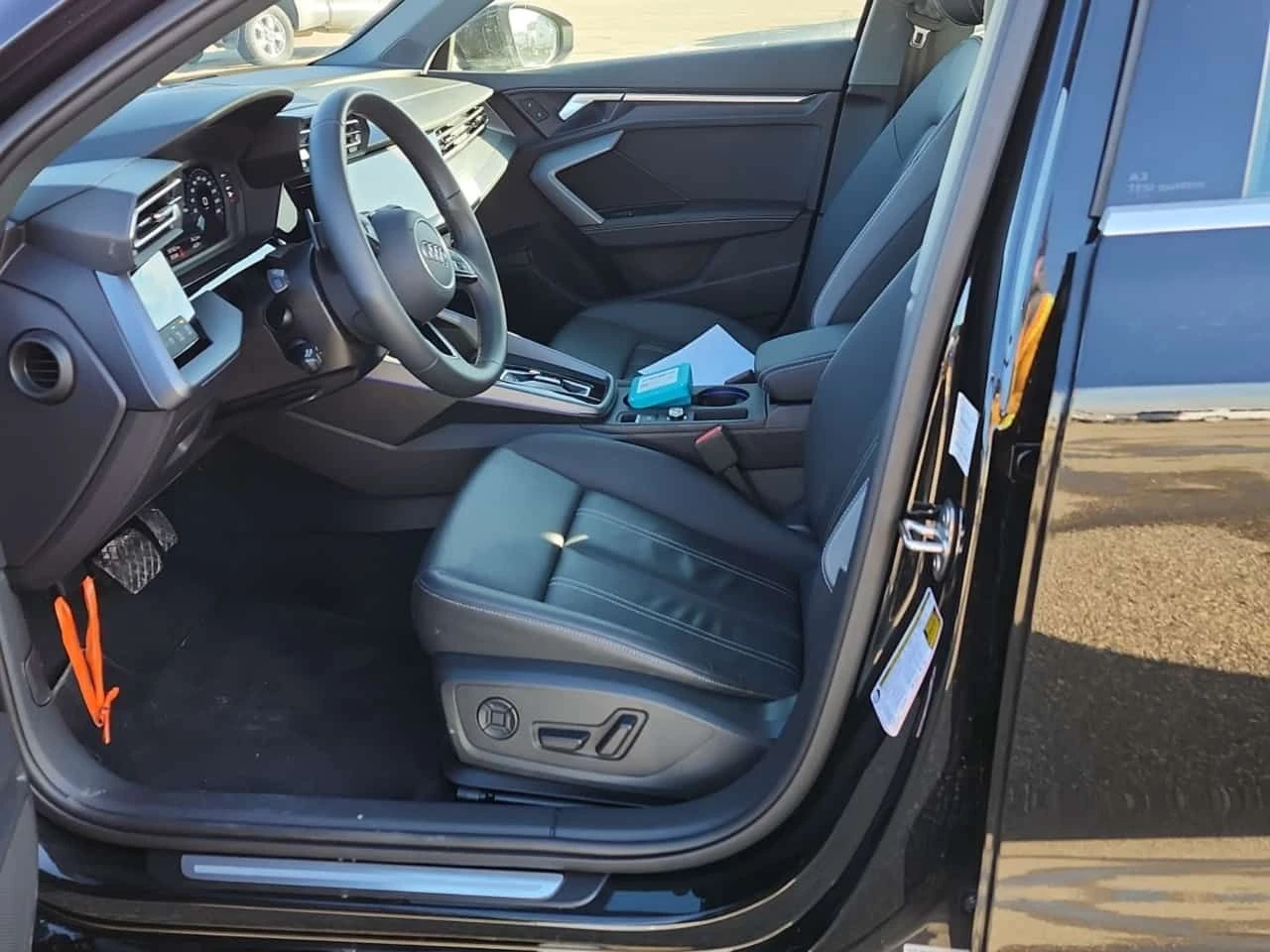 Audi A3 PROGRESSIV| PANO| ПОДГРЕВИ| CARFAX| , снимка 8 - Автомобили и джипове - 53960923