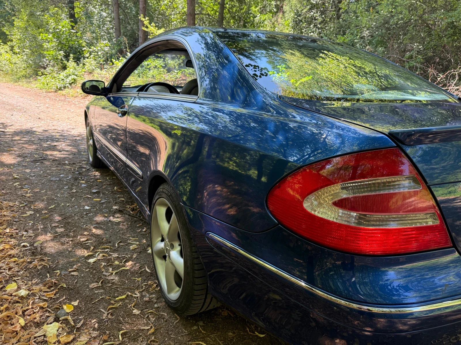 Mercedes-Benz CLK 270cdi, снимка 3 - Автомобили и джипове - 54136376