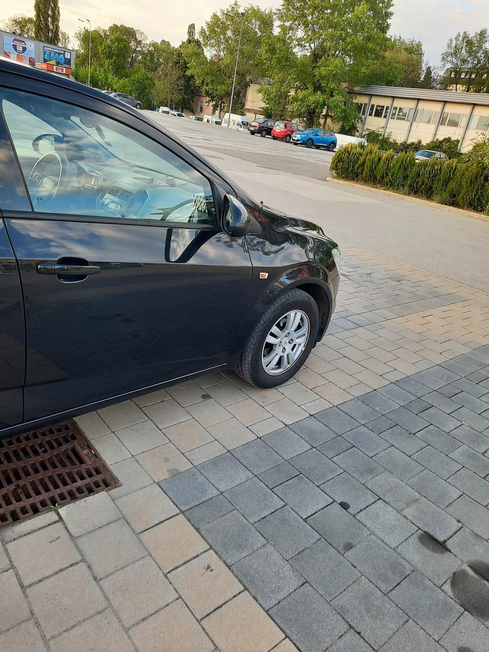 Chevrolet Aveo 1.2, снимка 7 - Автомобили и джипове - 54444290