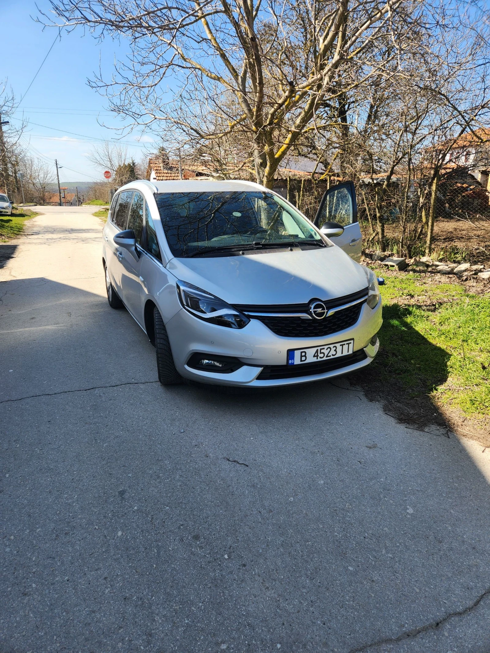 Opel Zafira Тауър