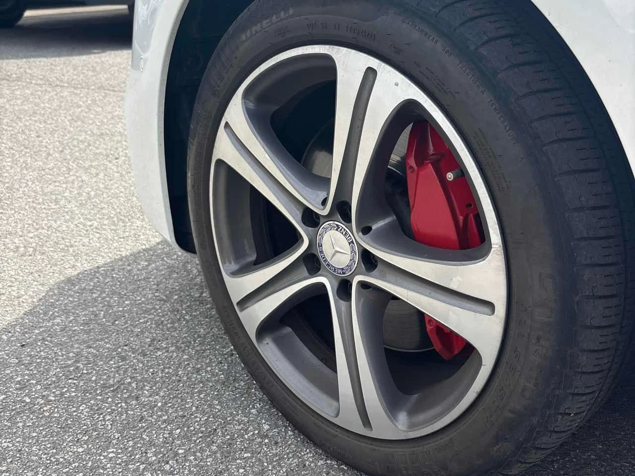 Mercedes-Benz E 300 ПОДГРЕВИ * ПАНО * KEYLESS * BURMERSTER , снимка 7 - Автомобили и джипове - 54479914