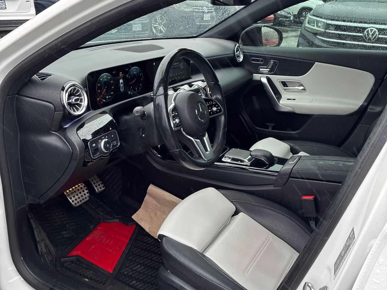 Mercedes-Benz A 250 | DISTRONIC | ПОДГРЕВ | CARFAX | , снимка 5 - Автомобили и джипове - 54545896