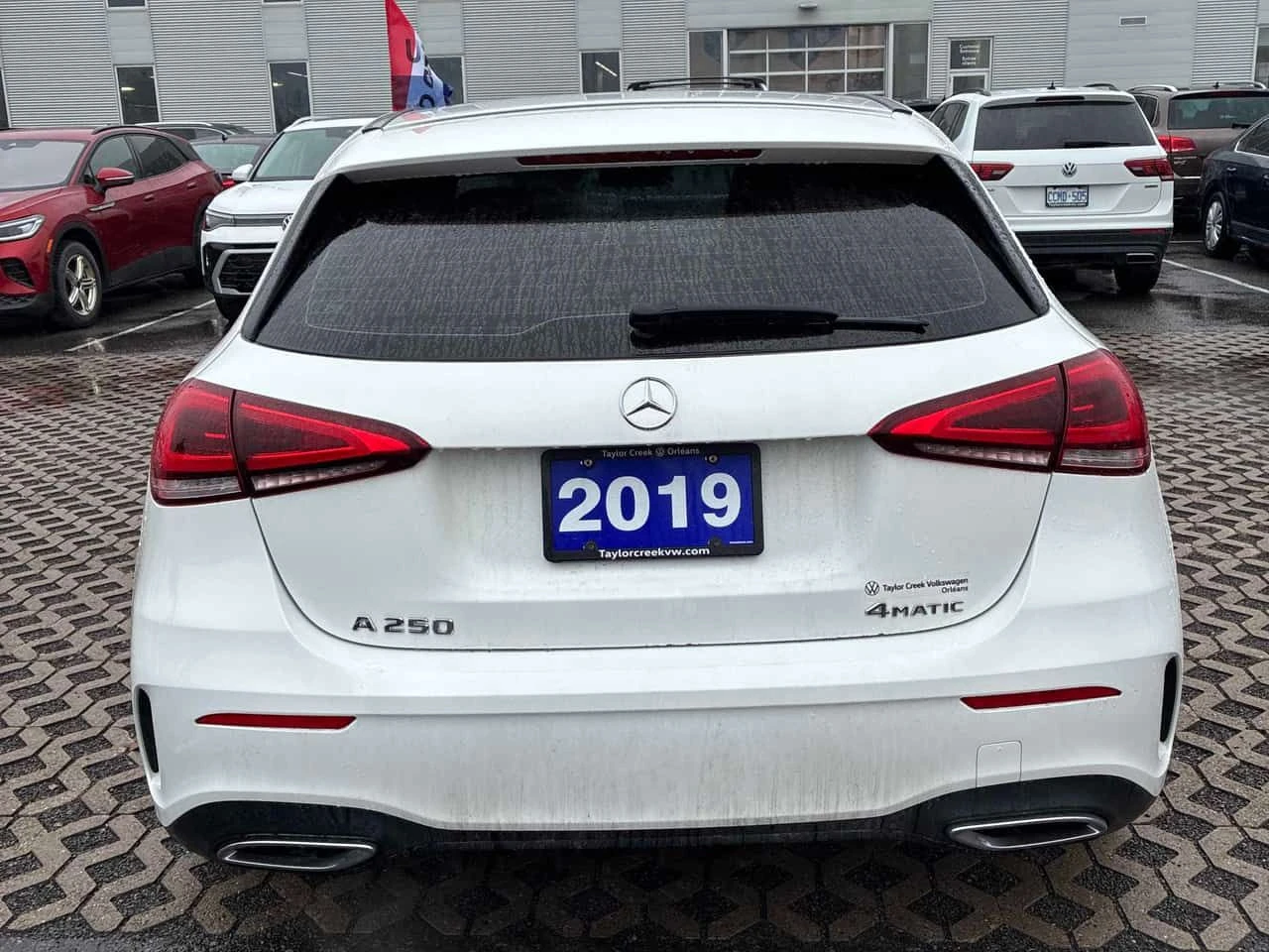 Mercedes-Benz A 250 | DISTRONIC | ПОДГРЕВ | CARFAX | , снимка 4 - Автомобили и джипове - 54545896