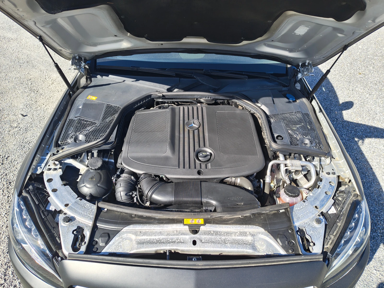 Mercedes-Benz C 220 4 MATIC, снимка 17 - Автомобили и джипове - 54555009
