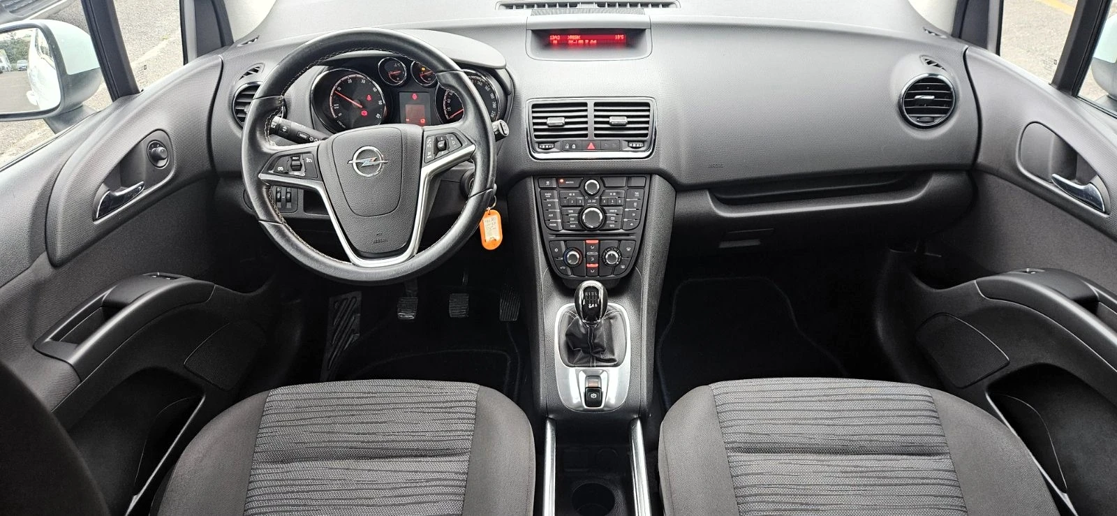Opel Meriva 1.6cdti 95hp euro 6, снимка 16 - Автомобили и джипове - 54644177