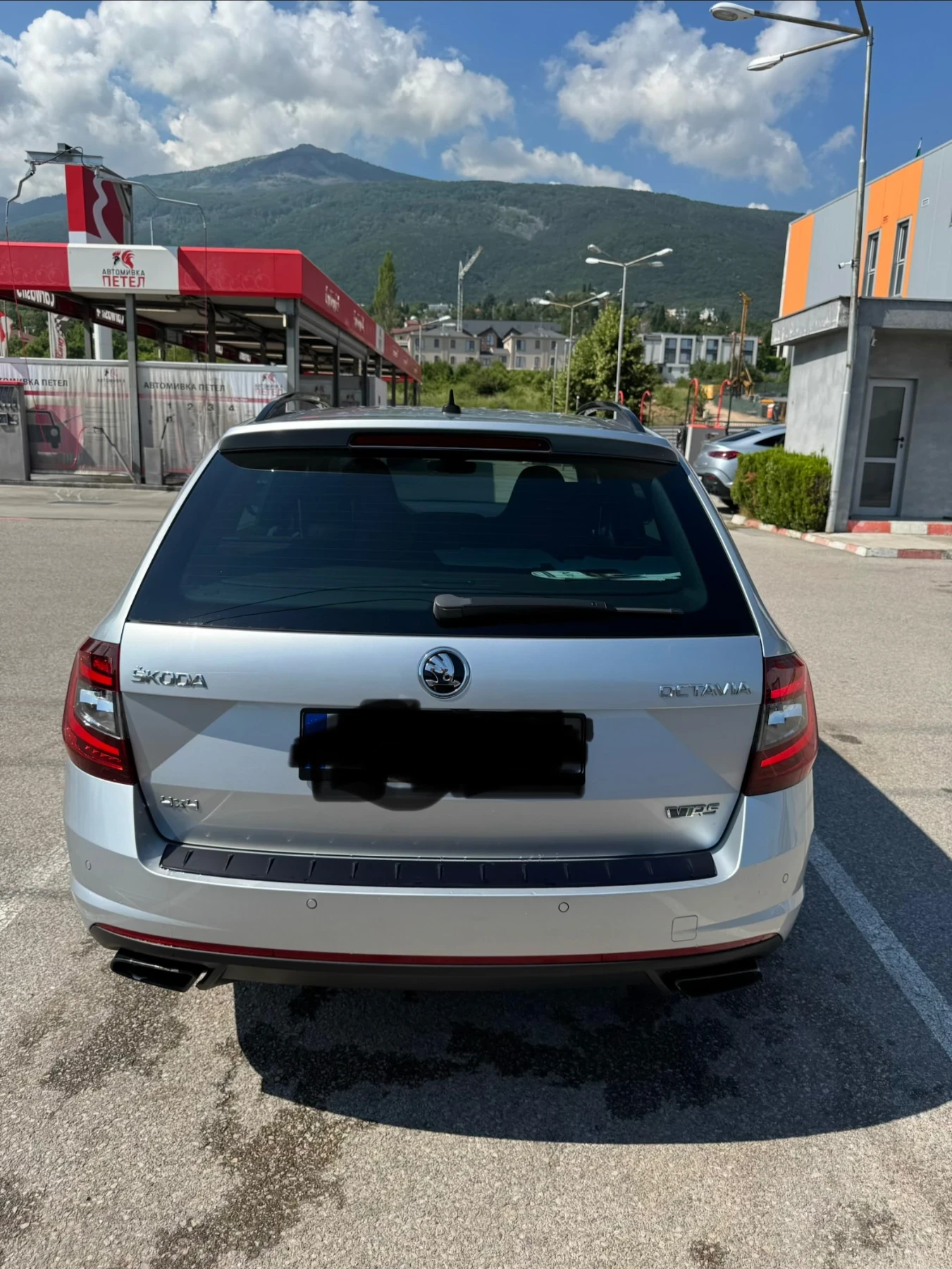 Skoda Octavia VRS, снимка 10 - Автомобили и джипове - 55021319