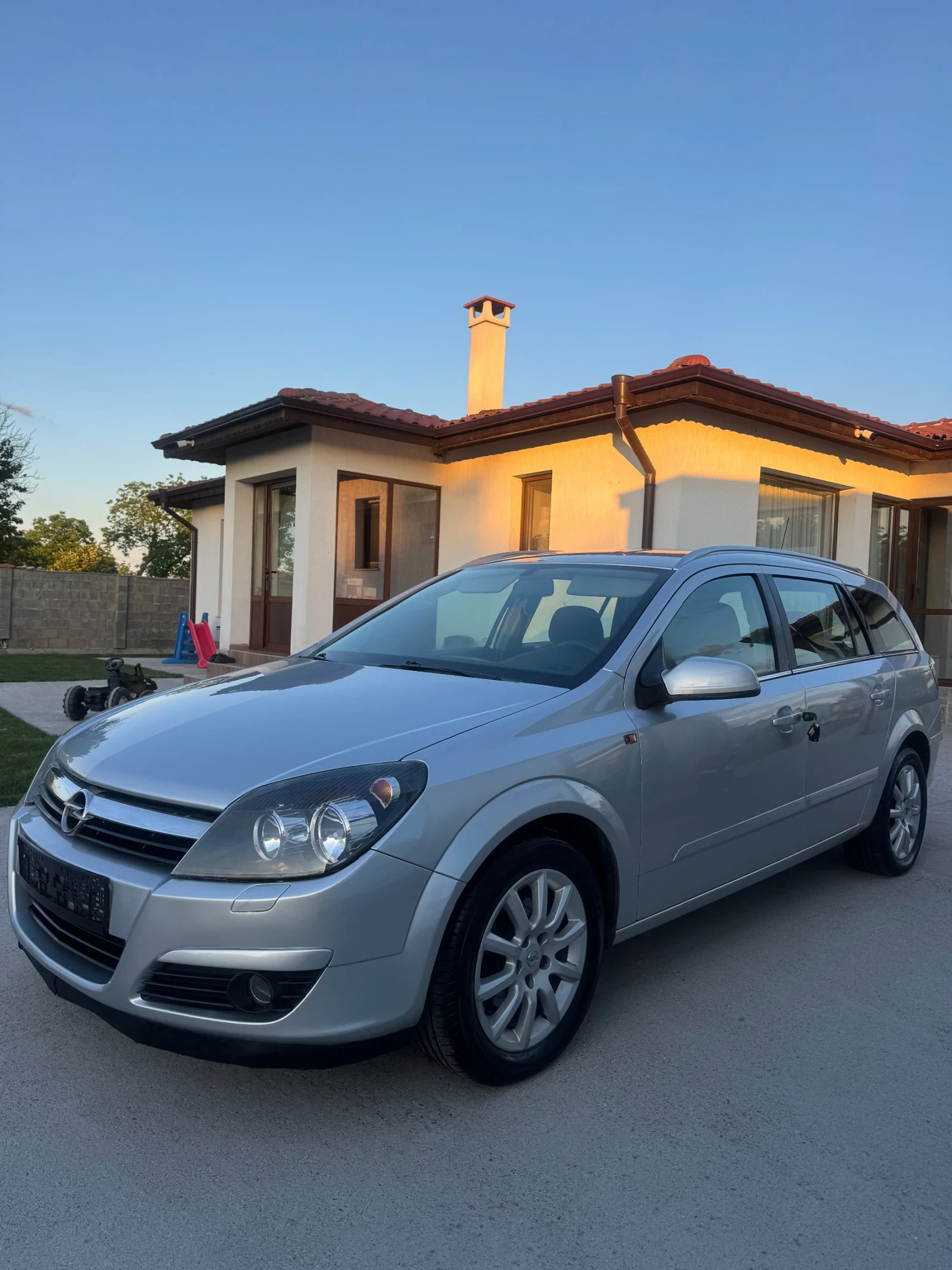 Opel Astra 1.6i  105к.с.   161 000 км внос Италия , снимка 14 - Автомобили и джипове - 55018215